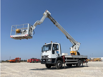 Vrachtwagen hoogwerker IVECO EuroCargo 130E
