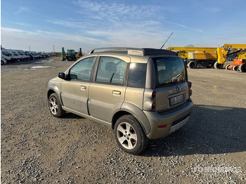 Personenwagen 2008 Fiat Panda Automobile: afbeelding 2