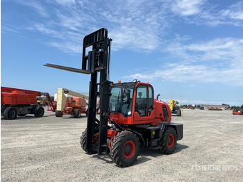 Ruw terrein heftruck PLUS POWER