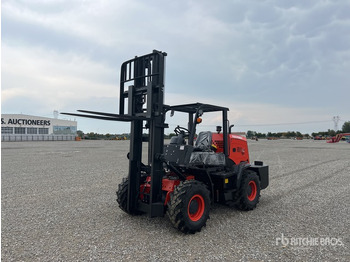 Ruw terrein heftruck PLUS POWER