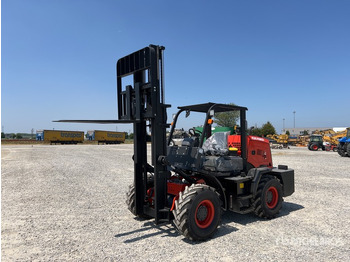 Ruw terrein heftruck PLUS POWER