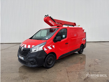 Vrachtwagen hoogwerker RENAULT Trafic