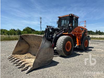 Wiellader DOOSAN DL300