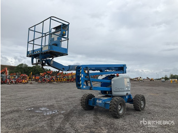 Knikarmhoogwerker GENIE Z45/25