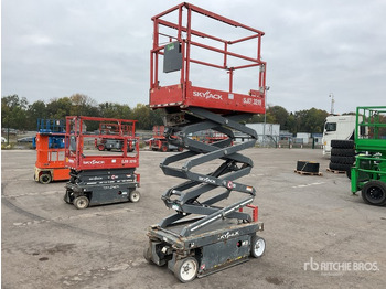 Schaarlift SKYJACK