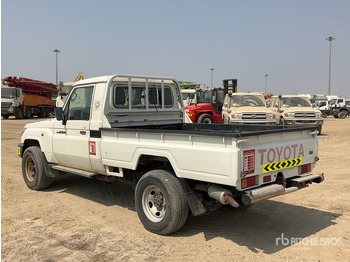 Pick-up 2018 Toyota Land Cruiser 79L 4x4 Pickup: afbeelding 4