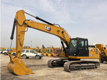 Rupsgraafmachine CATERPILLAR 323D3