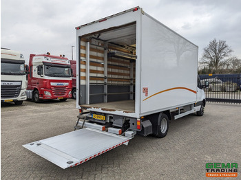 Bestelwagen gesloten laadbak Mercedes-Benz Sprinter  517 CDI 4x2 Euro6D - Gesloten Bak 4.2M + Laadklep 1000KG - Automaat - 10/2025APK: afbeelding 2