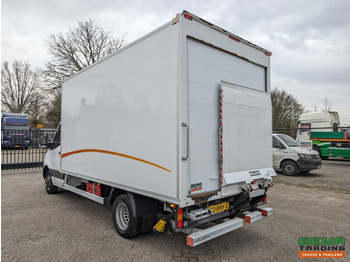 Bestelwagen gesloten laadbak Mercedes-Benz Sprinter  517 CDI 4x2 Euro6D - Gesloten Bak 4.2M + Laadklep 1000KG - Automaat - 10/2025APK: afbeelding 3