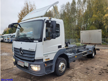 Chassis vrachtwagen MERCEDES-BENZ Atego 1218