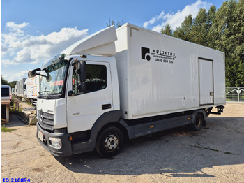 Isotherm vrachtwagen MERCEDES-BENZ Atego 818