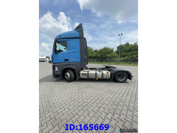 Trekker MERCEDES-BENZ Actros 1842