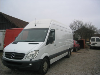 Bus MERCEDES BENZ 315 CDI: afbeelding 1