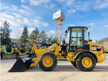 Wiellader CATERPILLAR 908M