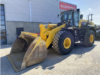 Wiellader KOMATSU WA475