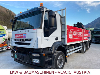 Vrachtwagen met open laadbak IVECO Stralis