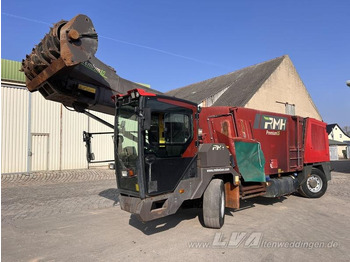 Voermengwagen