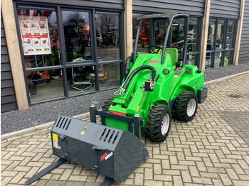 Kniklader AVANT 420 loader: afbeelding 2
