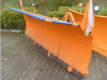 Sneeuwschuif UNIMOG