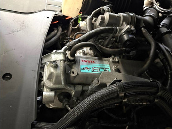 LPG heftruck Toyota 10860 - 02-8FGF25: afbeelding 4