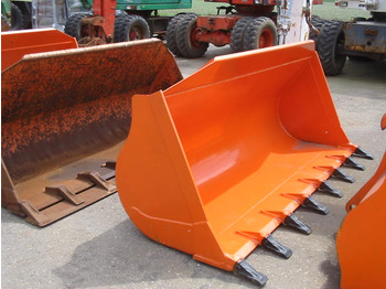 Voorladerbak HITACHI