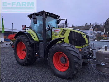 Tractor CLAAS Axion 810