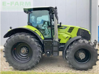Tractor CLAAS Axion 830
