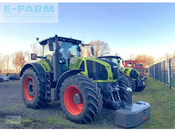 Tractor CLAAS Axion 960