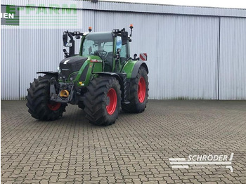 Tractor FENDT 724 Vario