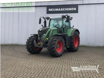 Tractor FENDT 724 Vario