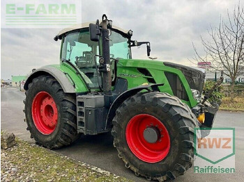 Tractor FENDT 826 Vario