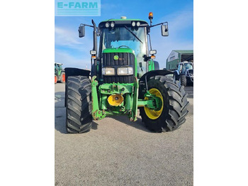 Tractor John Deere 6220 premium: afbeelding 2 Tractor John Deere 6220 premium: afbeelding 2