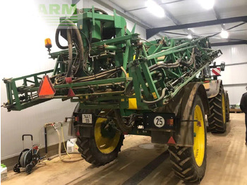 Getrokken veldspuit John Deere 832: afbeelding 3