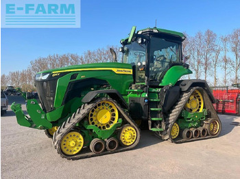 Tractor JOHN DEERE