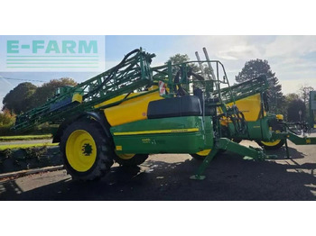 Getrokken veldspuit JOHN DEERE
