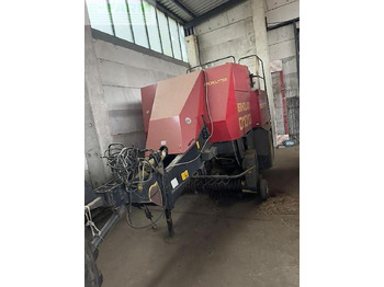 Vierkante balenpers NEW HOLLAND