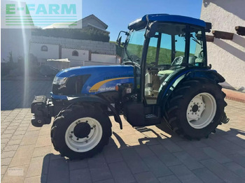 Tractor NEW HOLLAND