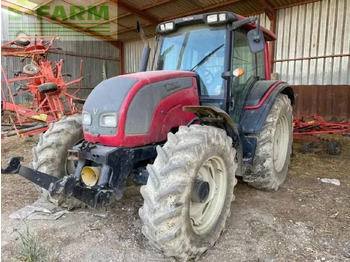 Tractor VALTRA N111