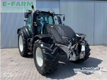 Tractor VALTRA T174