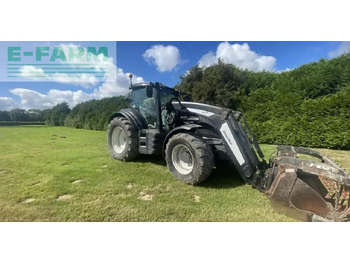 Tractor VALTRA T154