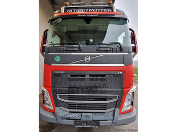 Vrachtwagen VOLVO FH13 540