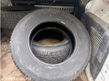 Kipper bestelwagen 4 x Pneumatiques bridgeston DuelerA/T 265/65 R17 112S TOYOTA HILUX (Servi 500 Km: afbeelding 2