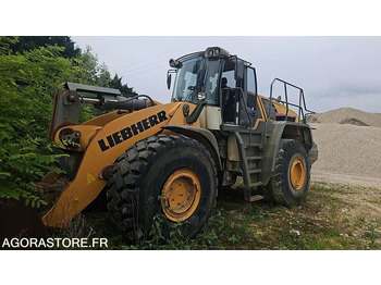 Lader LIEBHERR L 586