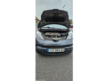 Personenwagen PEUGEOT