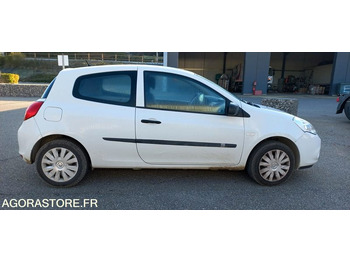 Personenwagen RENAULT