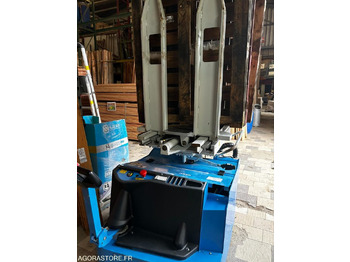 Gereedschap/ Toebehoor RETOURNEUR DE PALETTES autonome transpalette: afbeelding 3