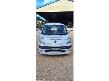 Personenwagen RENAULT