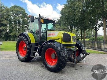 Tractor CLAAS
