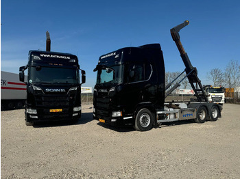 Haakarmsysteem vrachtwagen SCANIA R 580
