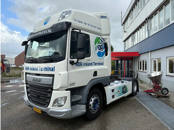Trekker DAF CF 400